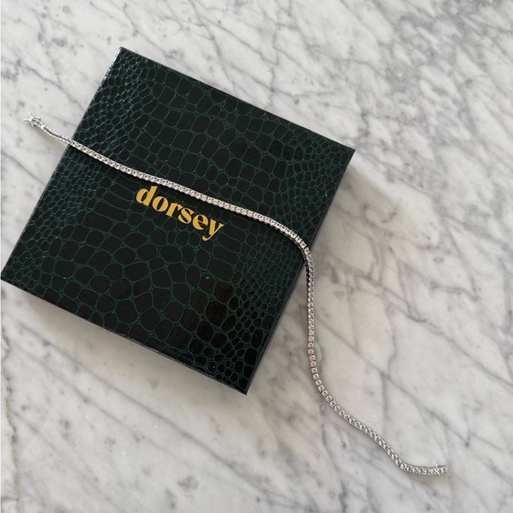 KATE ROUND CUT LAB WHITE SAPPHIRE SILVER RIVIÈRE TENNIS NECKLACE - Picture 8 of 15